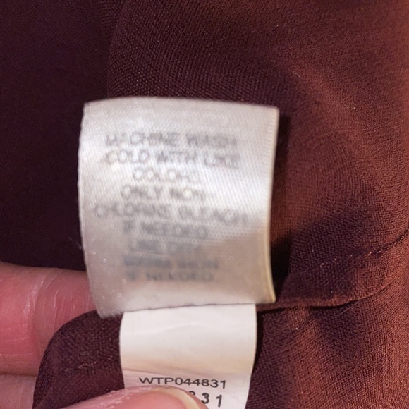 Wine colored long sleeved blouse from J. JILL. 100% silk. - Picture 4 of 5
